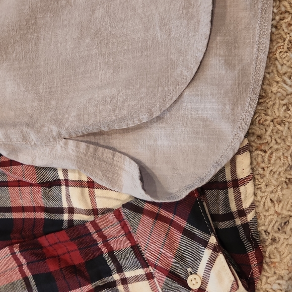 Button-up Bundle - Picture 3 of 7